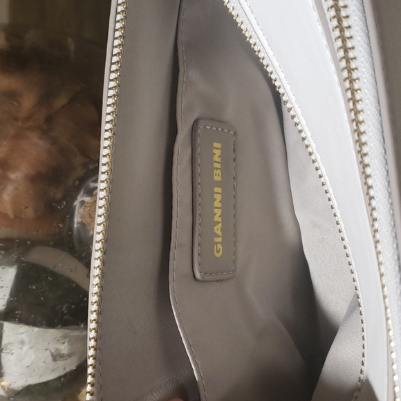 Gianni Bini White Crossbody - Picture 6 of 6